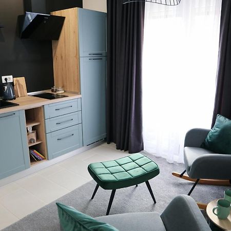Flora Studio Apartments 科雷尼察 外观 照片