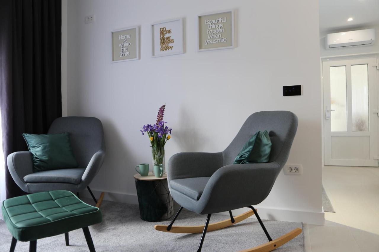Flora Studio Apartments 科雷尼察 外观 照片